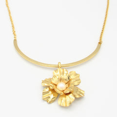 Collar Aro Flor Perla Primavera Dorado - Bambú Rosa Joyas y Accesorios