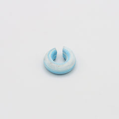 Earcuff Arcilla Azul Claro Escarchado