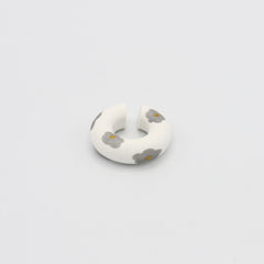 Earcuff Arcilla Blanco Betiado Grís