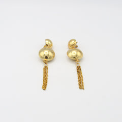 Aretes Doble Esferas Cadenas Dorados - Bambú Rosa Joyas y Accesorios