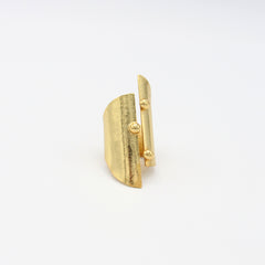 Anillo Geométrico Balines Musa Dorado
