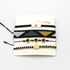 Set De Pulseras X4 Negras Mano Y Corazones Esencial