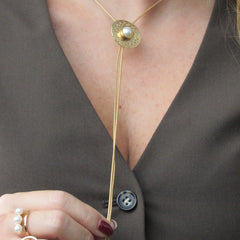 Collar Corbatin Semilla Perla Dorado