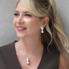 Set Collar Y Aretes Hoja Perla Plateado