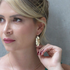 Aretes Gancho Hoja de Platano Dorados