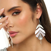 Aretes Ganchos Hoja Articulada Perla Plateados