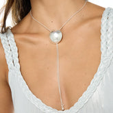 Collar Corbatín Esfera con Balines Plateado