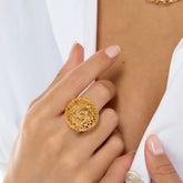 Anillo Nudo Enredadera Dorado