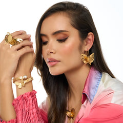 Aretes Gancho Mariposas Musa Doradas