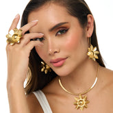 Set Aretes+Collar+Anillo Flor musa Dorado