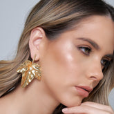 Arete Largo Otoño Perla Dorado - Bambú Rosa Joyas y Accesorios