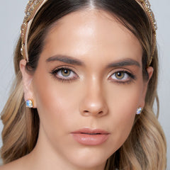 Set Collar Y Aretes Cristal Cuadro Dorado-Blanco - Bambú Rosa Joyas y Accesorios