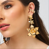 Aretes Perla Primavera Flor Dorado - Bambú Rosa Joyas y Accesorios