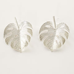 Arete Hoja Balazo Plateada