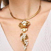 Collar Aro Tejido Flor Primavera Dorado - Bambú Rosa Joyas y Accesorios