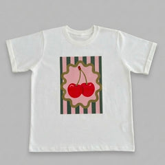 Camiseta manga corta blanca estampada cerezas - Bambú Rosa Joyas y Accesorios