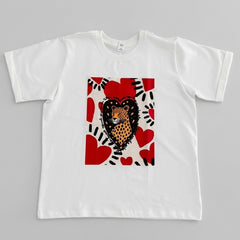 Camiseta manga corta blanca estampada leopardo corazon - Bambú Rosa Joyas y Accesorios