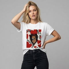 Camiseta manga corta blanca estampada leopardo corazon - Bambú Rosa Joyas y Accesorios
