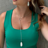 Collar Corbatin Hoja de Platano Plateado