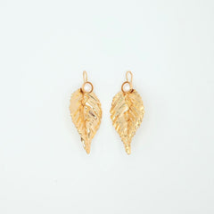 Arete Gancho Espiral Perla Dorados - Bambú Rosa Joyas y Accesorios