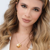 Collar Flores Esencial Dorado