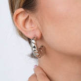 Aretes Candongas Espiral Esencial Plateados