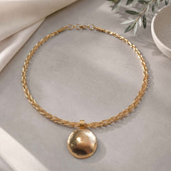 Collar Aro Trenzado Ovalo Dorado - Bambú Rosa Joyas y Accesorios