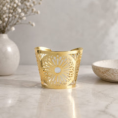 Brazalete Margaritas Calado Dorado - Bambú Rosa Joyas y Accesorios