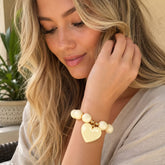 Pulsera Piedras Crema Dije Corazón Aura - Bambú Rosa Joyas y Accesorios
