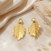 Aretes Gancho Hoja Perla Dorada