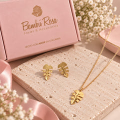 Set Collar Y Aretes Hoja Malanga Mini Dorado Esencial - Bambú Rosa Joyas y Accesorios