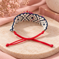 Pulsera Ancha Tejida Con dije San benito Creer