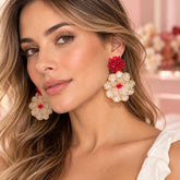 Aretes Maxi Flor Nácar Tejido Cristal Rojo Amore