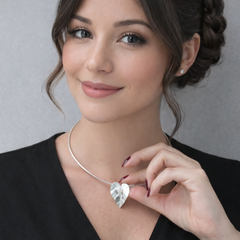 Collar Maxi Aro Dije Flor Perla Anturio Plateado - Bambú Rosa Joyas y Accesorios