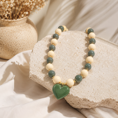 Maxi Collar Piedras Corazón Verde Aura - Bambú Rosa Joyas y Accesorios