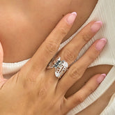 Anillo Mariposa Calado Plateado - Bambú Rosa Joyas y Accesorios