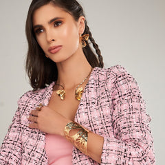 Pulsera Brazalete Mariposa Calada Silueta Dorado - Bambú Rosa Joyas y Accesorios