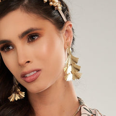 Aretes Pavo Real Dorado - Bambú Rosa Joyas y Accesorios