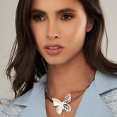 Collar Mariposa Botánica Plateado - Bambú Rosa Joyas y Accesorios