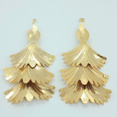 Aretes Pavo Real Dorado - Bambú Rosa Joyas y Accesorios