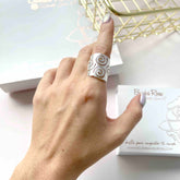 Anillo Argolla Plateado Espiral - Bambú Rosa Joyas y Accesorios