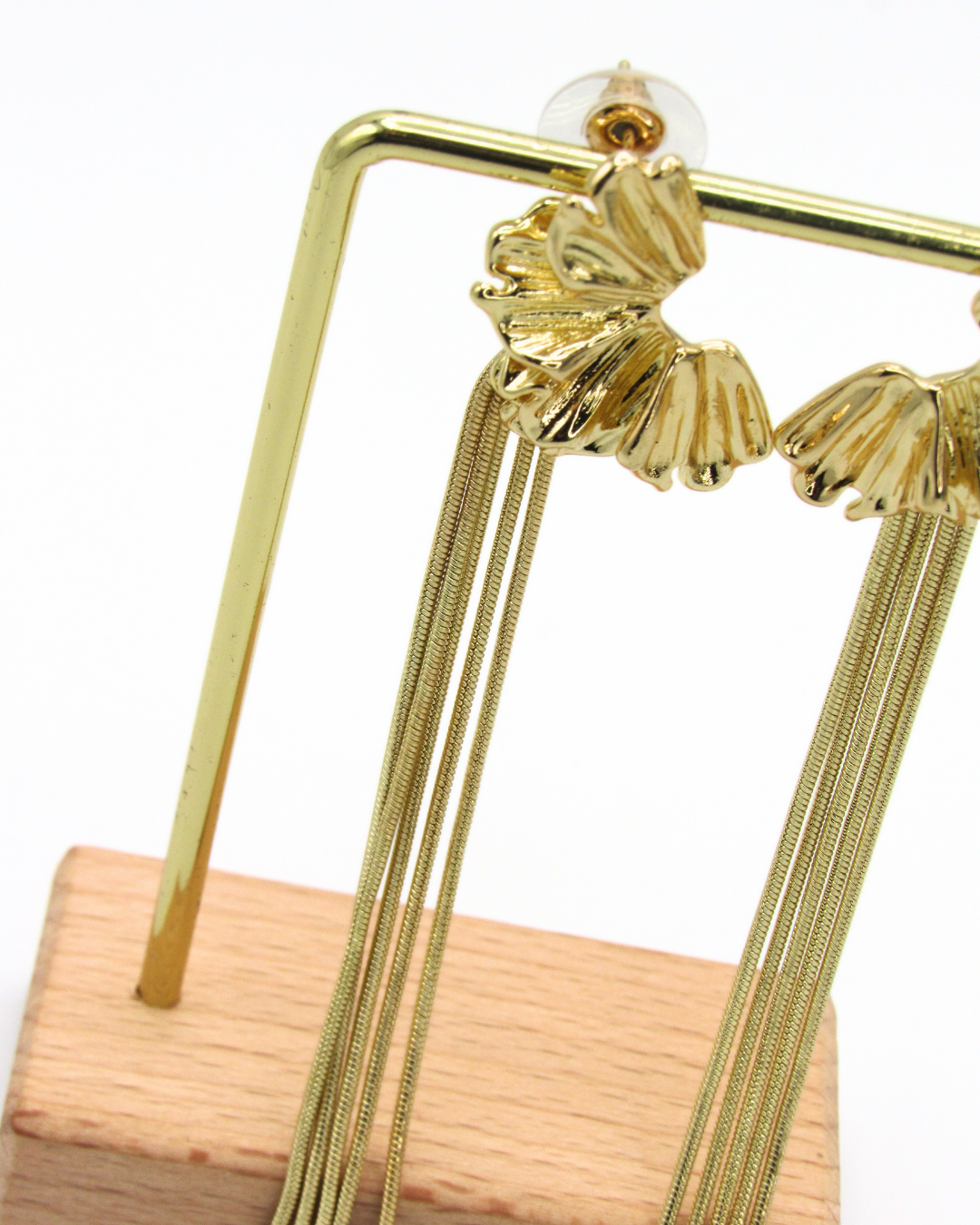 Aretes Largo Abanicos Dorados