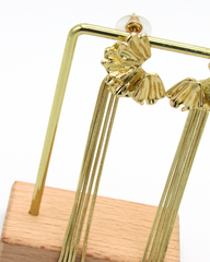 Aretes Largo Abanicos Dorados