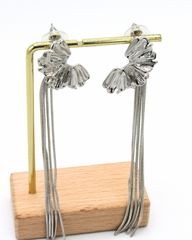 Aretes Largo Abanicos Plateados