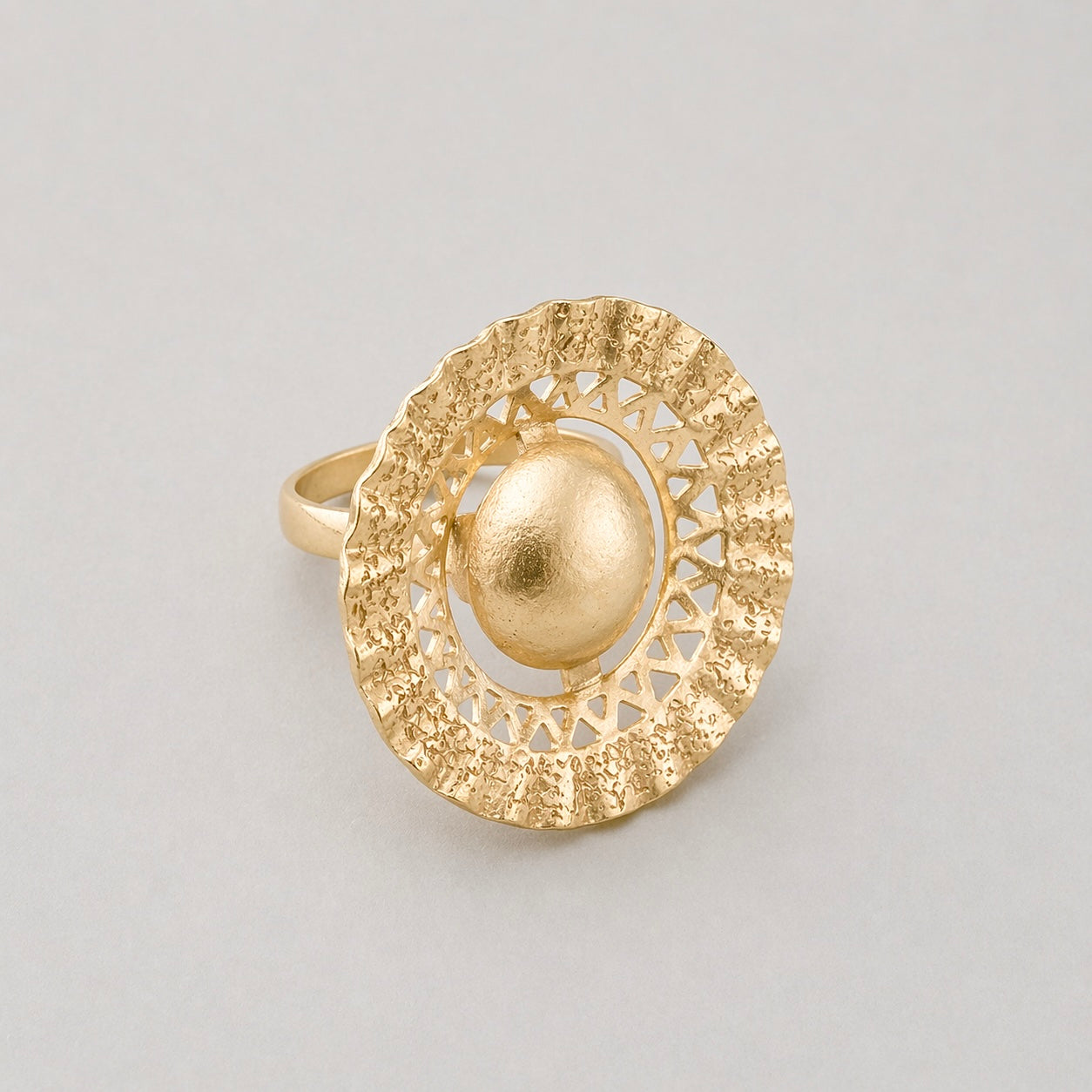 Anillo Bola florecer dorado - Bambú Rosa Joyas y Accesorios 