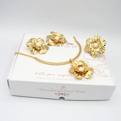 Set Aretes+Collar+Anillo Flor perla Primavera Dorado