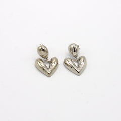 Aretes Gota Corazones Esencial Plateado