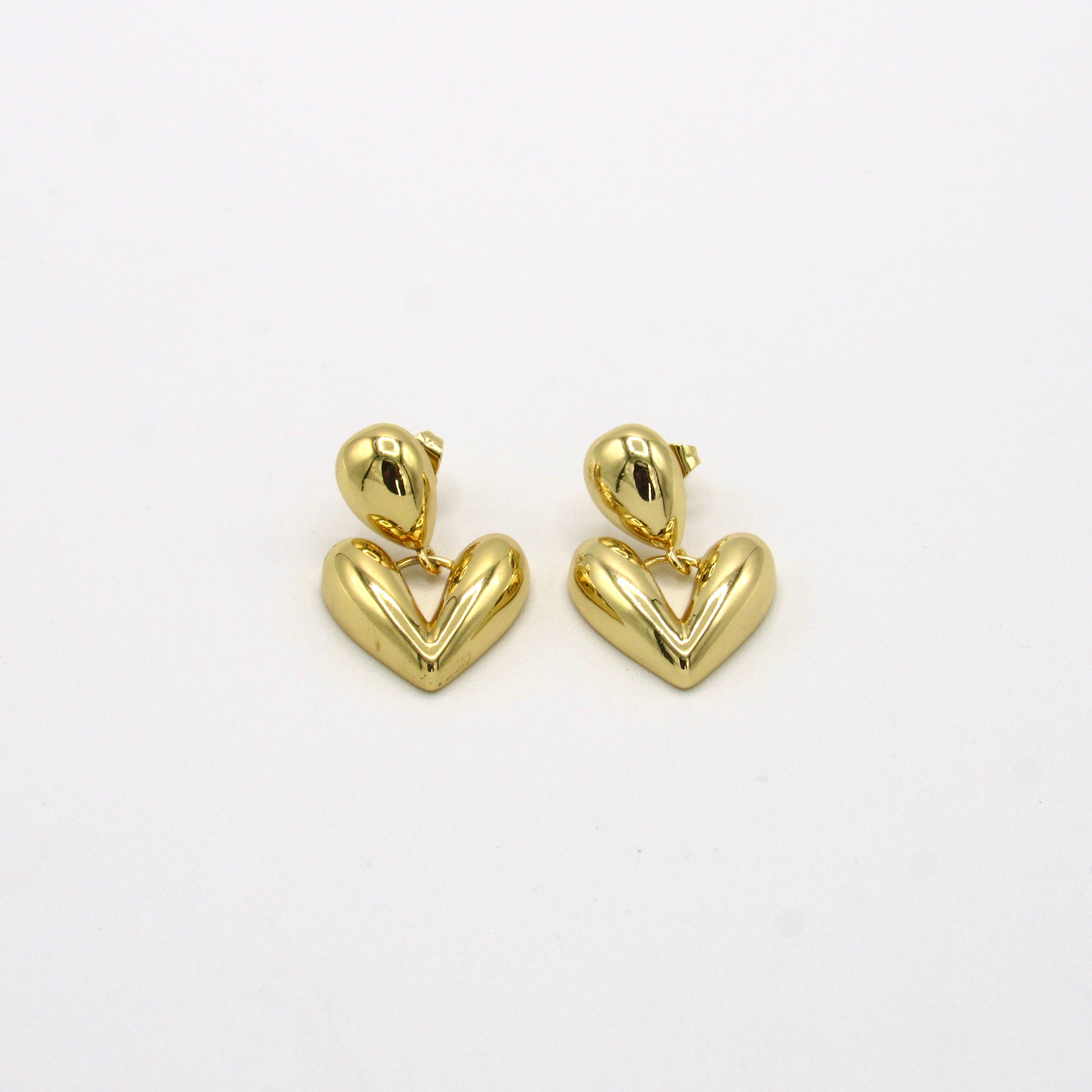 Aretes Gota Corazones Esencial Dorado