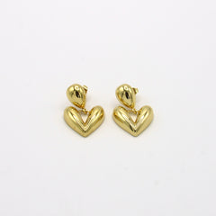 Aretes Gota Corazones Esencial Dorado