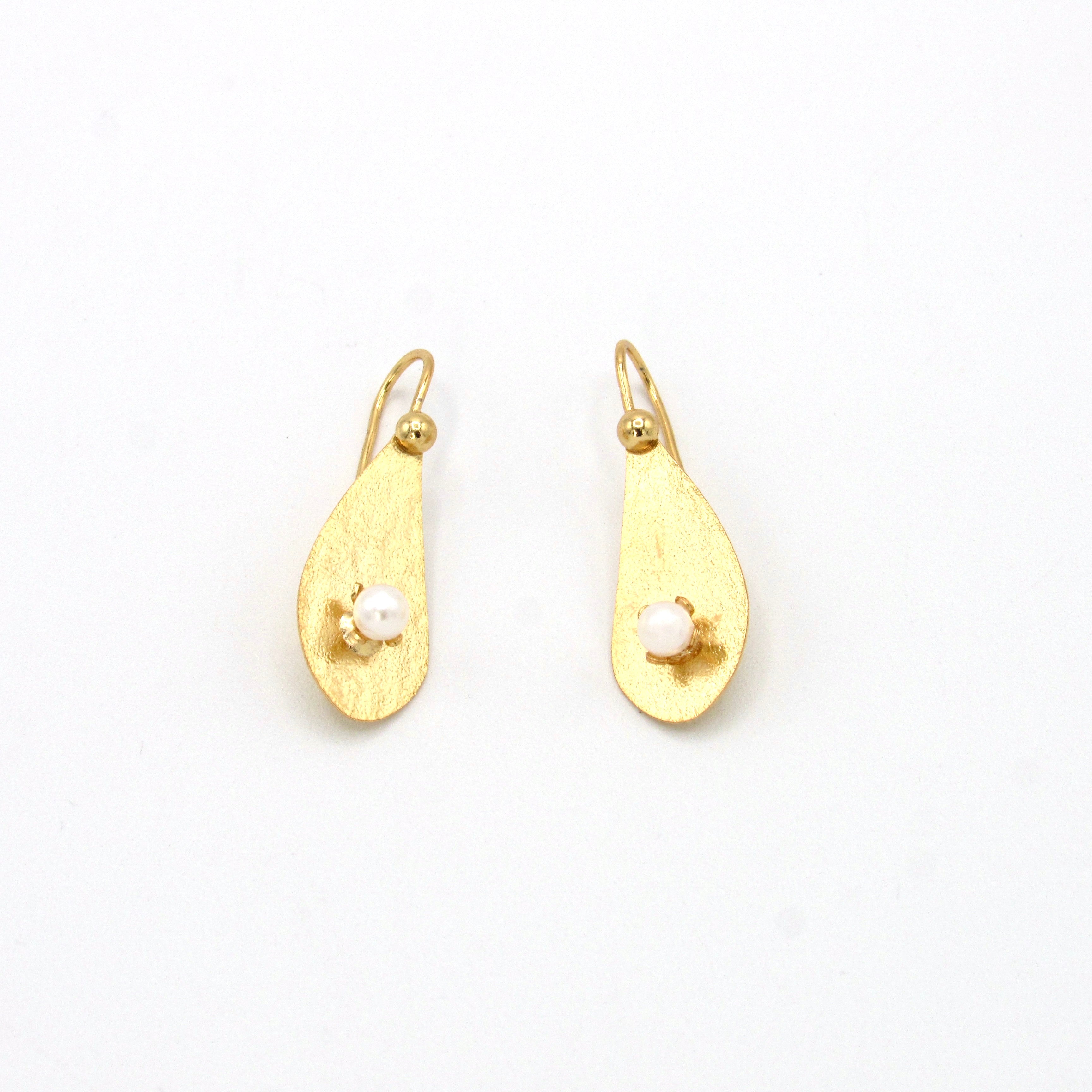 Aretes Ganchos Perla Balin Esencial Dorados